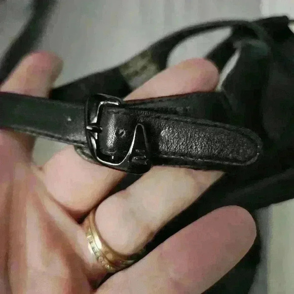 Merrell Black strappy sandals. Size 7. - Picture 8 of 12